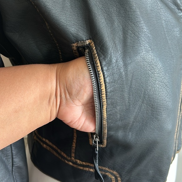 Rue 21 | Womens Black Faux Leather Biker Jacket - Size XL - Picture 4 of 11